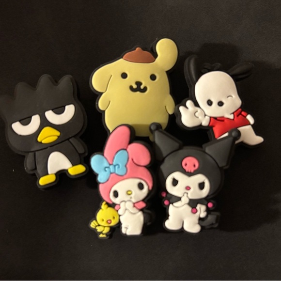 5 Sanrio Croc Charms - Picture 1 of 1